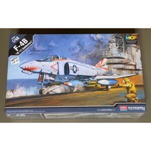 Academy F-4B VF-111 Sundowners Model #12232  1/48 SCALE NEW AND SEALED KIT A23
